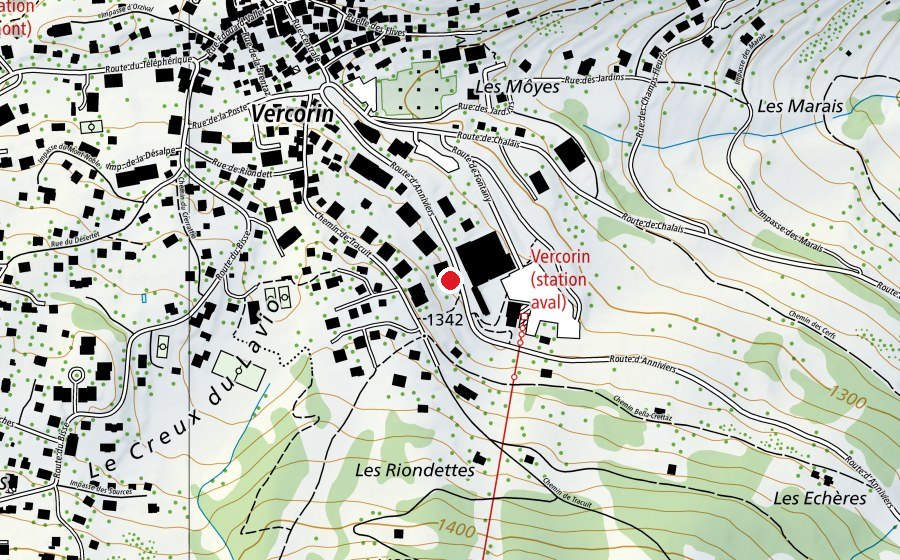 Mappa con la posizione di Ecole de ski et snowboard (Scuola)