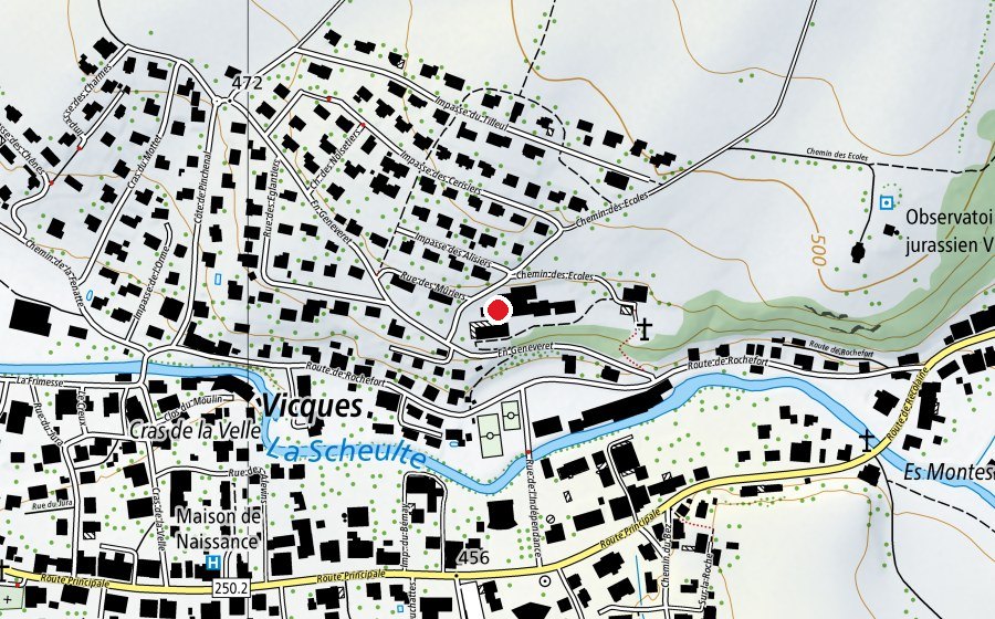 Map showing the location of École secondaire - collège (School)