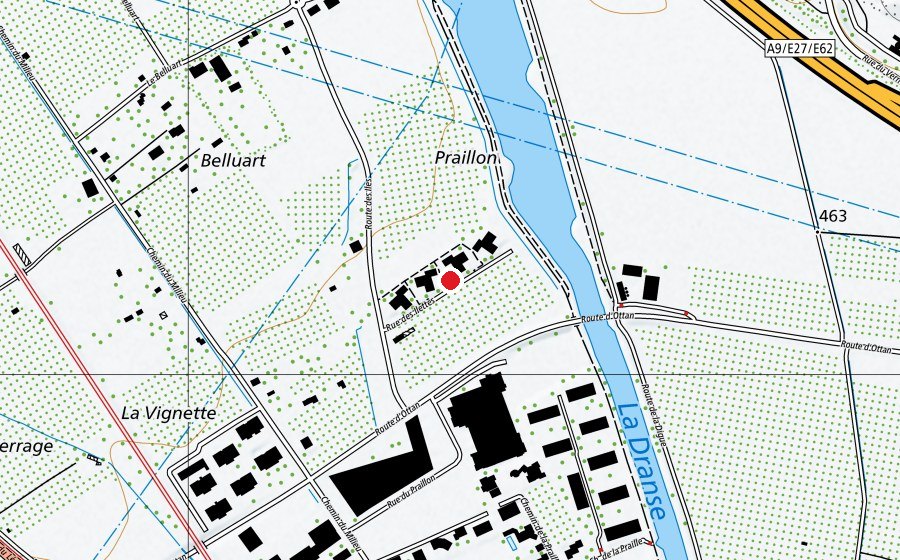 Map showing the location of Parc de jeux des Rosacées (Playground)
