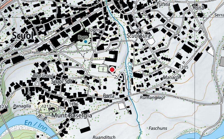 Map showing the location of Bogn Cuernà Quadras (Sports centre)