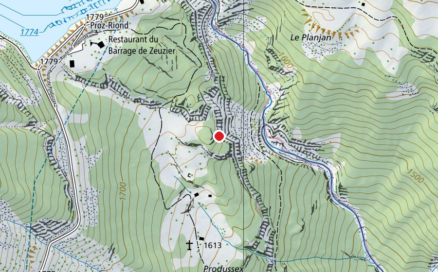 Map showing the location of Nuit grave/Pil's (Sports centre)