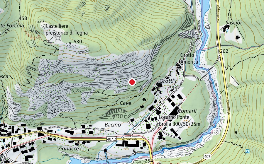 Map showing the location of Rovine del Castelliere (Sports centre)