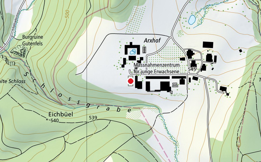 Carte indiquant l’emplacement de Hartplatz (Terrain de sport)